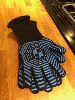 cooking, heat resistant gloves, oven gloves